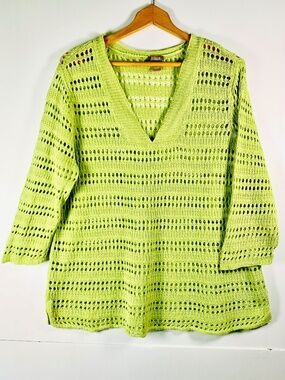 Chico’s lime green open weave crochet v-neck lightweight tunic sweater coastal